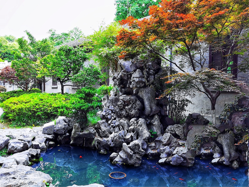 案例11太湖石假山_副本.jpg